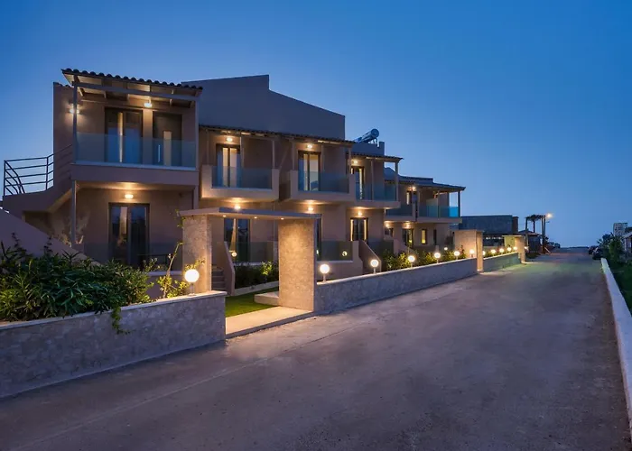 Aegean Breeze Luxury Apartments Next To The Sea Μάλεμε