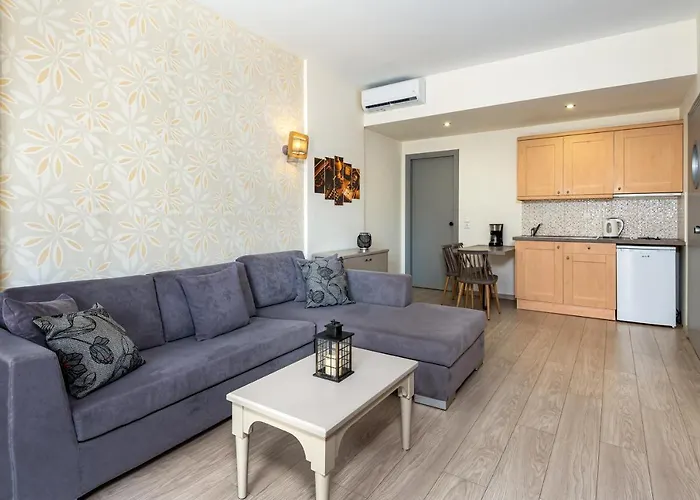 Icarus Apartments Rethymno 