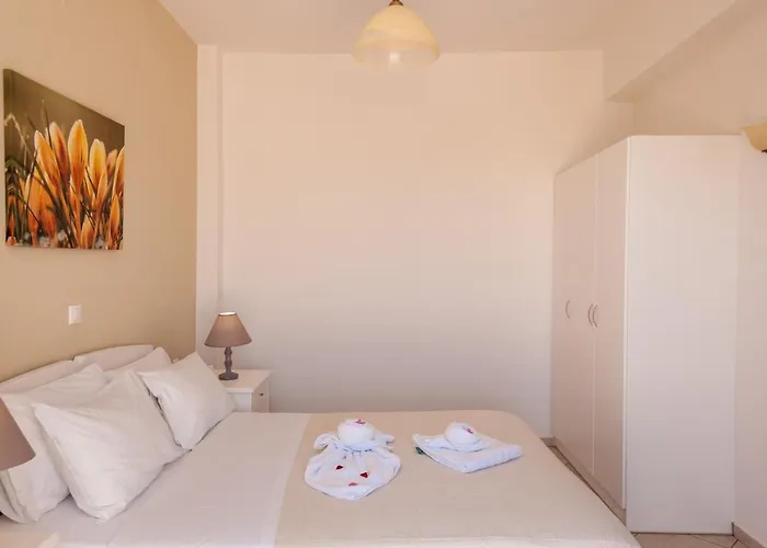 Aparthotel Orion Star Agia Marina