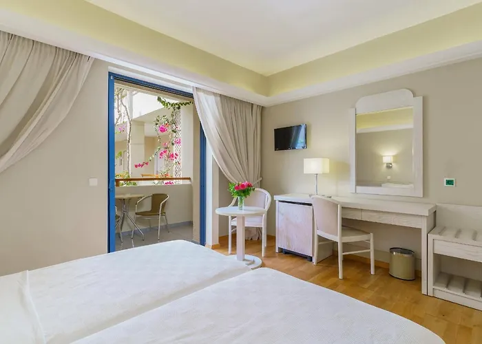 Pearl Beach Rethymno 