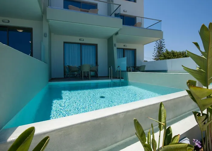 Incognito Creta Luxury Suites And More Kolimvárion