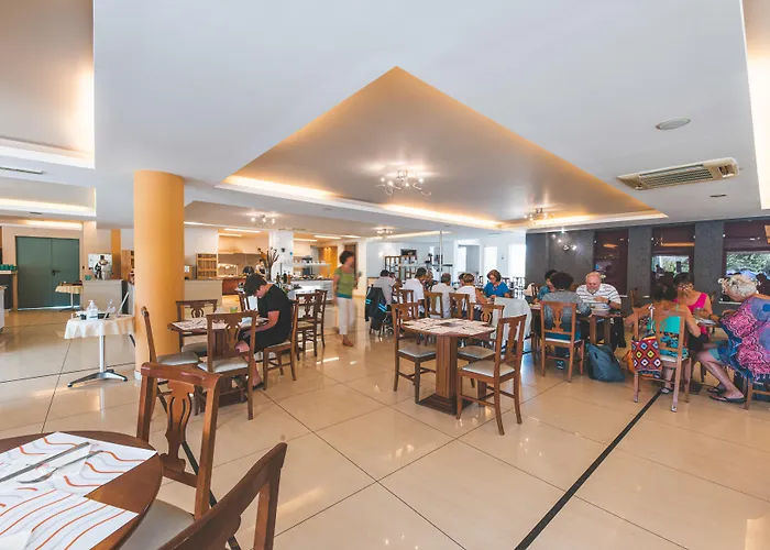 Chrispy Waterpark Resort Kolimvárion