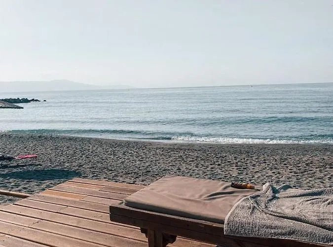 Esperanto Seafront Studio Agia Marina