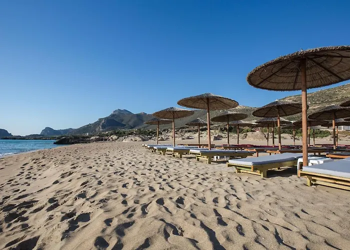 En Plo Beachfront Rooms Φαλάσαρνα