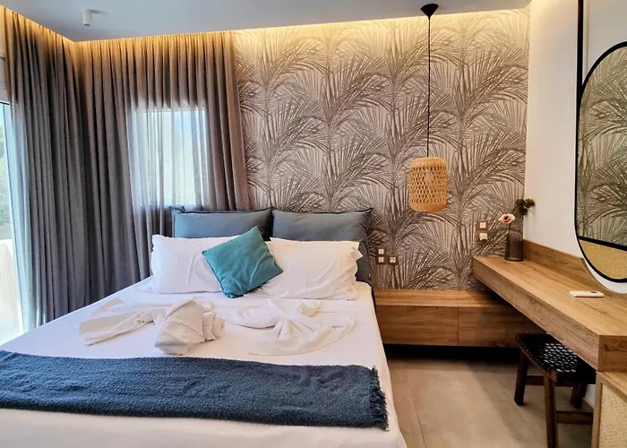 Aelia Apartments Makrýgialos