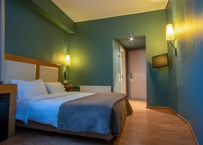 Hoteles cerca de Estadio Pankritio