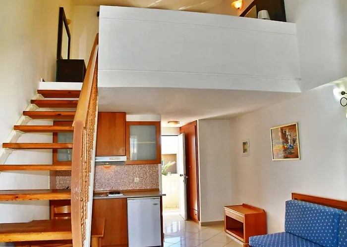 Castro Beach Hotel Μάλεμε
