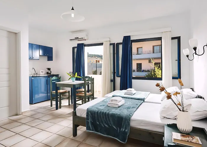 Eva Suites & Apartments Agia Marina