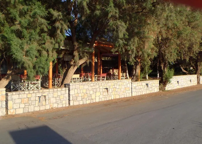 Rooms Leonidas Kíssamos