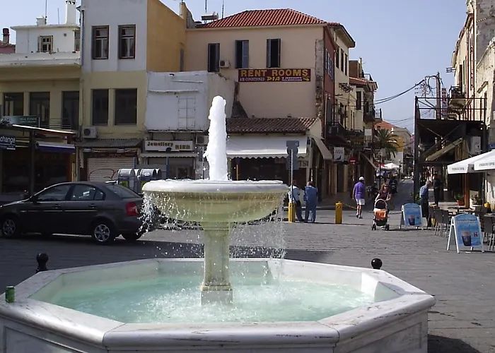 Chania (Crete) hotels near Maritime Museum of Crete