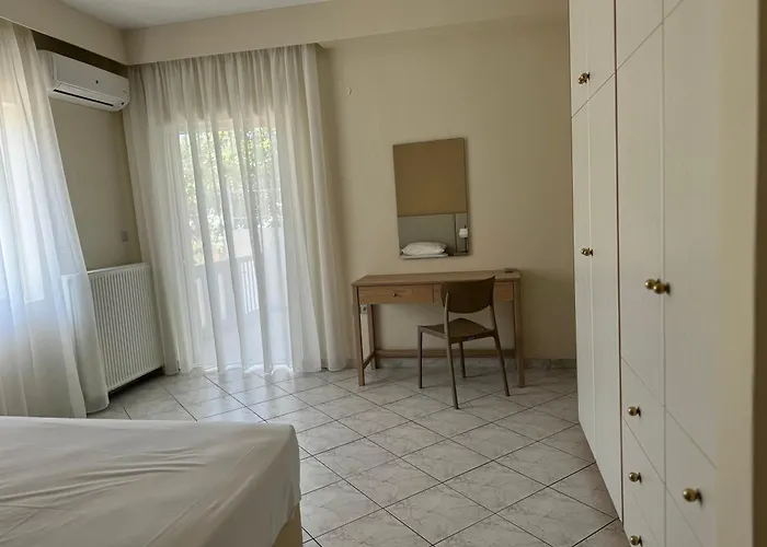 Niki'S Apartment Palaiochora