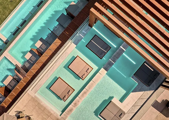 Hotel Enorme Santanna Island Sissi