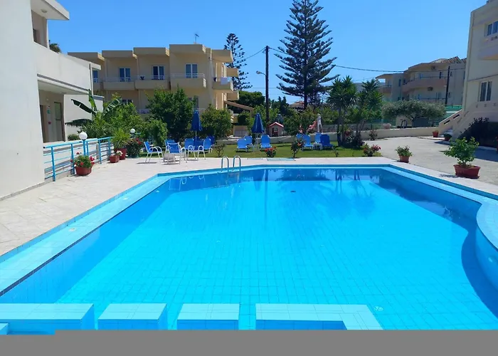 Litinas Apartments With Pool Agia Marina