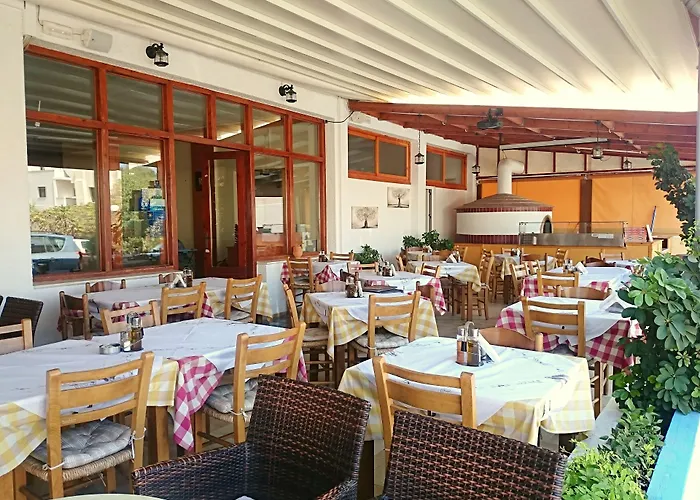 Ideal Hotel Kokkini Hani