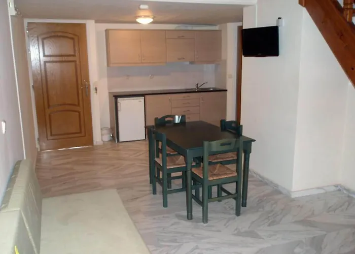 Mythos Beach Hotel Apartments Μάλεμε