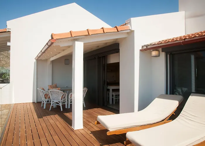 Artemis Village Apartments & Studios Stavrós