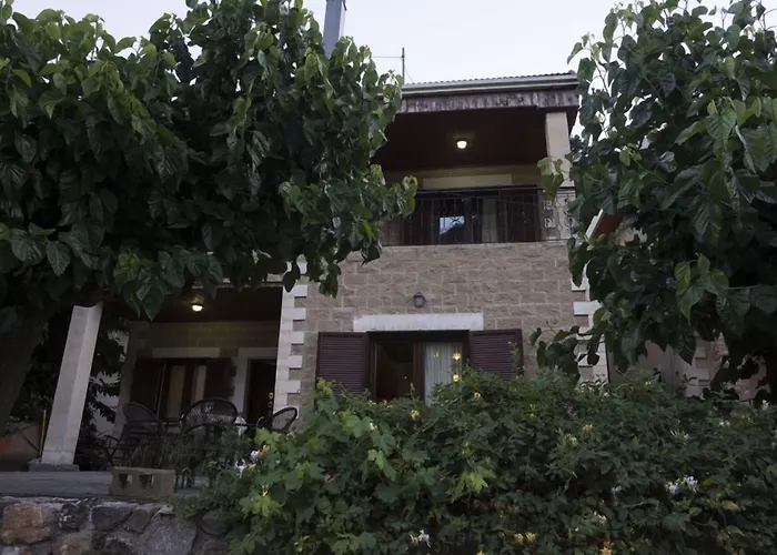 Elia Therissos Maisonettes Thérison