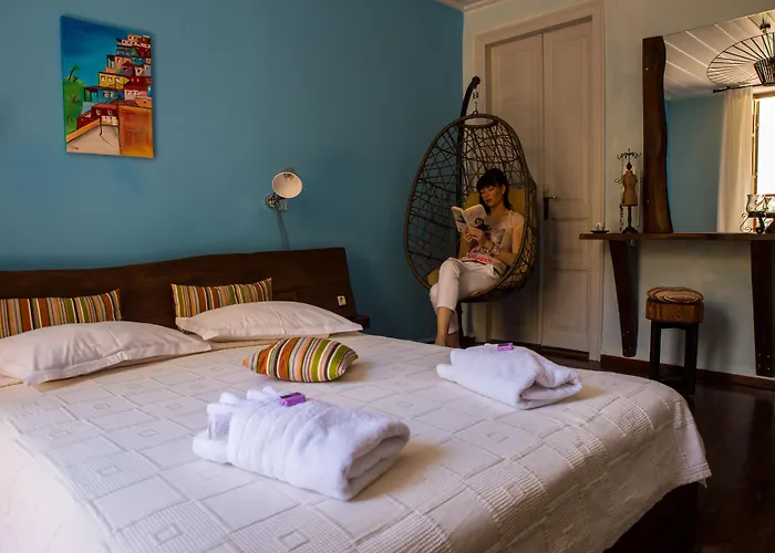 Favela Living Space Chania 