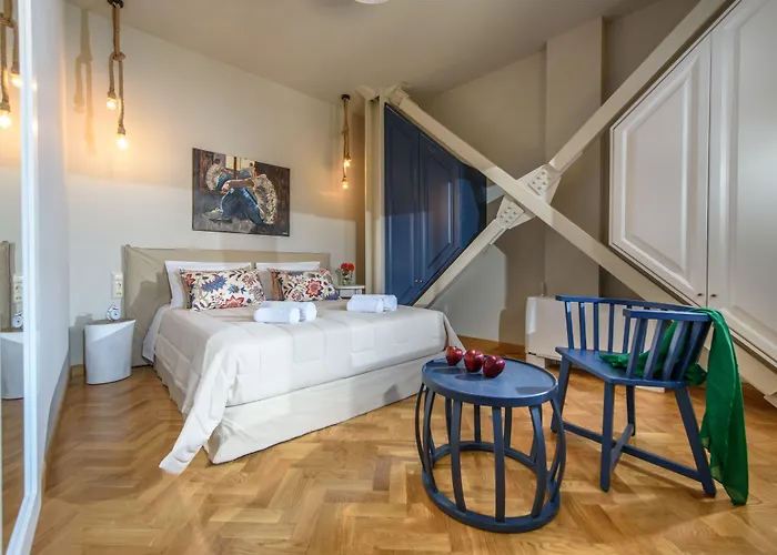 Candia Suites & Rooms