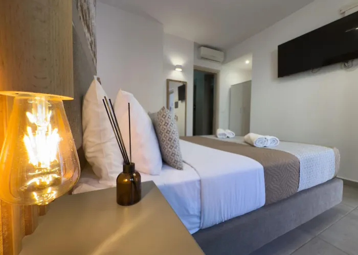 Deluxe Hotel La Canea