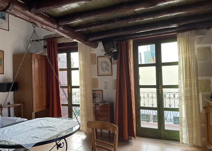 Ifigenia Rooms By Marios Chania 