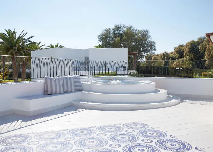 Adelianos Kampos Hotels