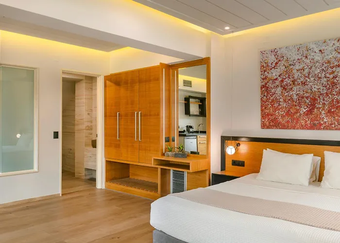 Chania (Crete) Pet Friendly Lodging and Hotels near Old Venetian Harbor