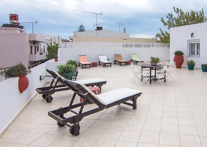 Manto Studios Palaiochora