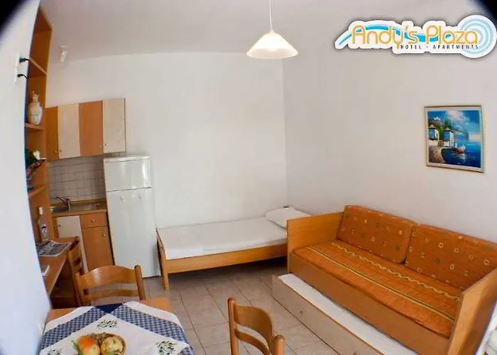 Hotel Andys Plaza Agia Pelagia
