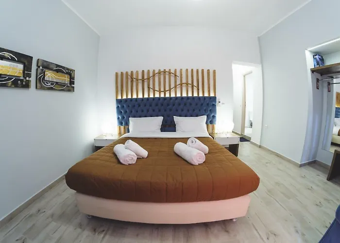 Dome Rooms Downtown La Canea