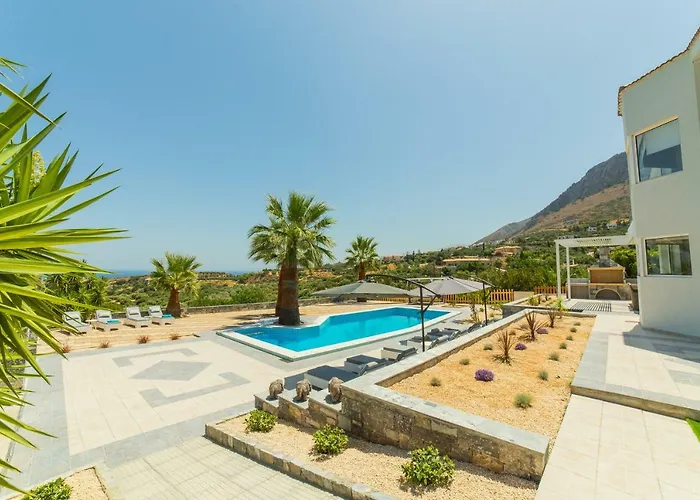 Villa Monroe Hersonissos  with Pool